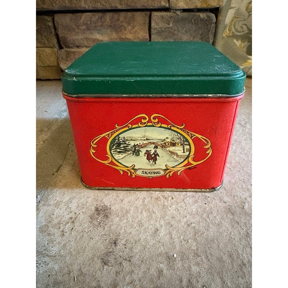 Vintage 1980’s Potpourri Press Christmas Empty Victorian Pictures Tin